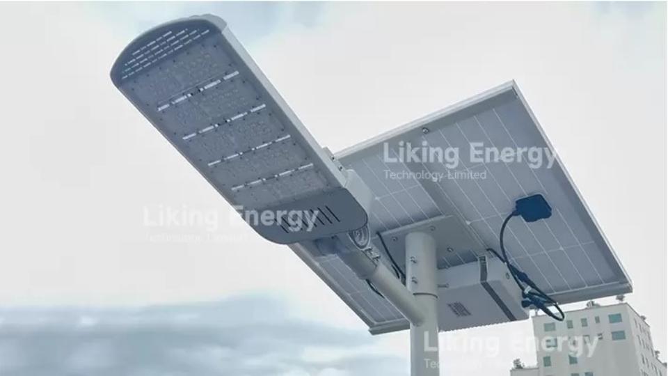 How Smart Solar Street Lights Improve Energy Efficiency and Reduce Maintenance Costs