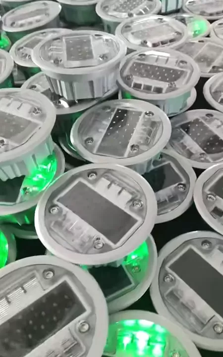 Advantages of Lik136 Soalr Road Studs