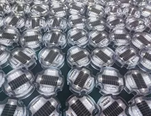 lik123 soalr road studs factory