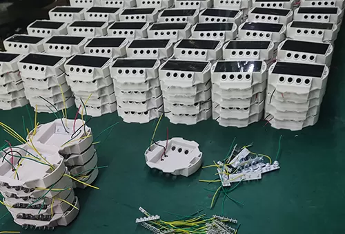 Lik-450 Soalr Road Studs Factory